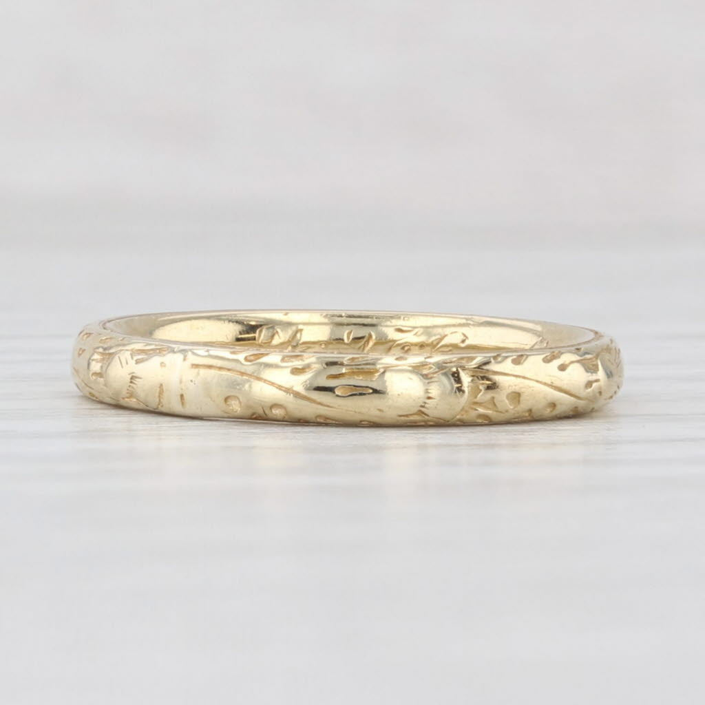 Light Gray Antique Floral Etched Wedding Band Stackable Ring Size 6 18k Yellow Gold