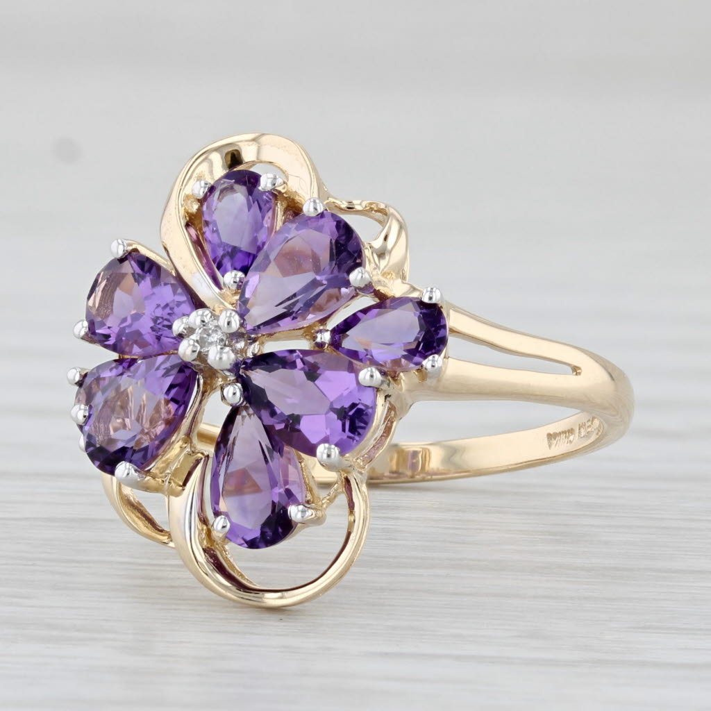 Light Gray 2.35ctw Amethyst Flower Cluster Ring 14k Yellow Gold Size 8.25