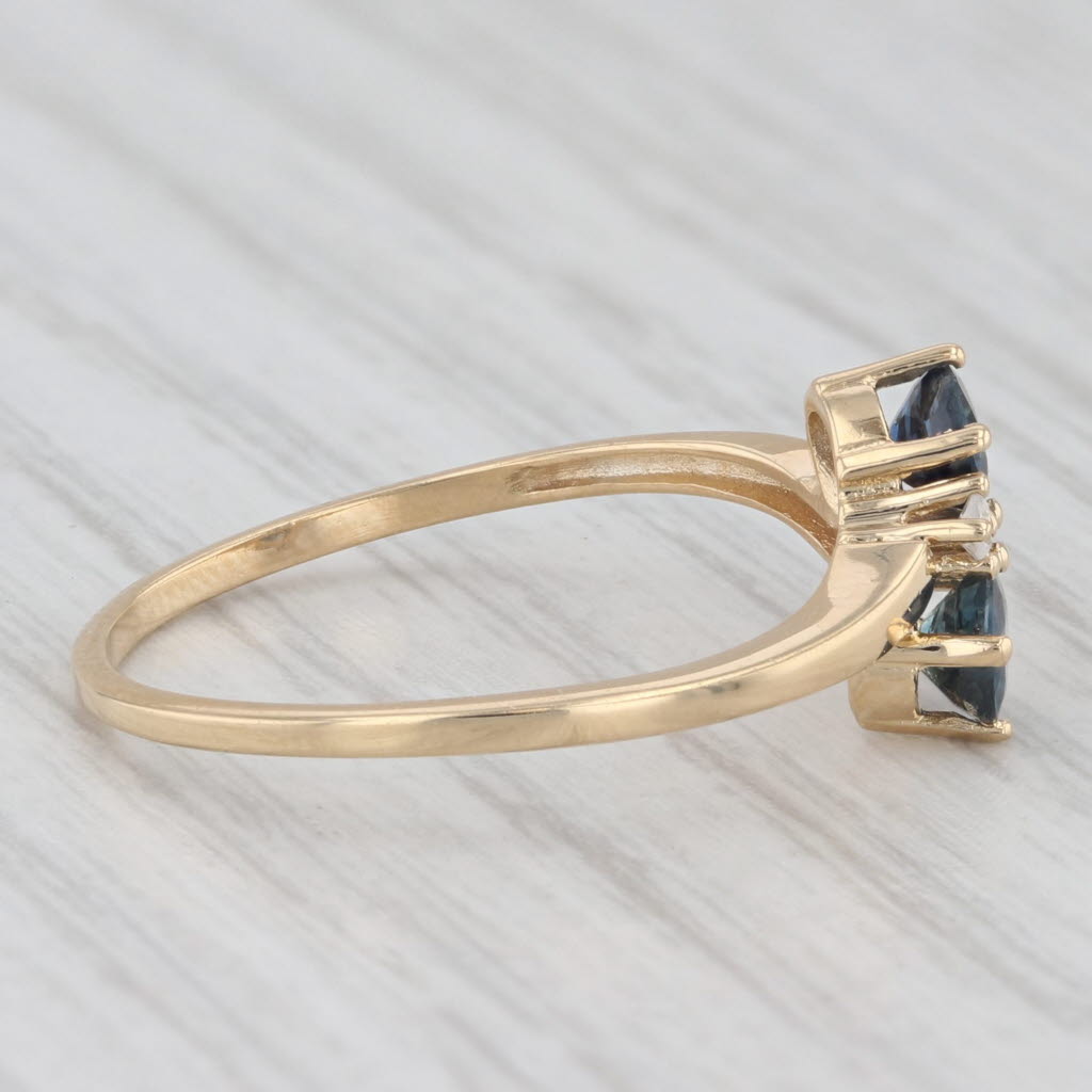 Light Gray 0.63ctw Blue Sapphire Diamond Bypass Ring 18k Yellow Gold Size 6.5