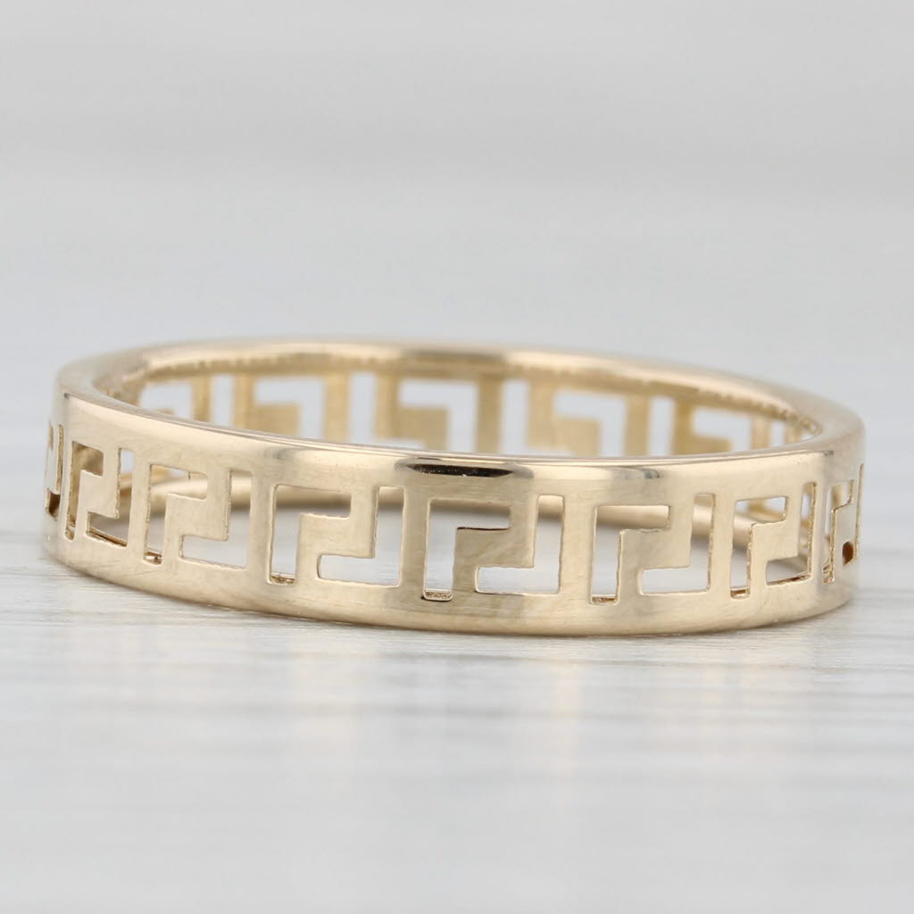 Light Gray Greek Key Pattern Ring 14k Yellow Gold Stackable Band Size 7