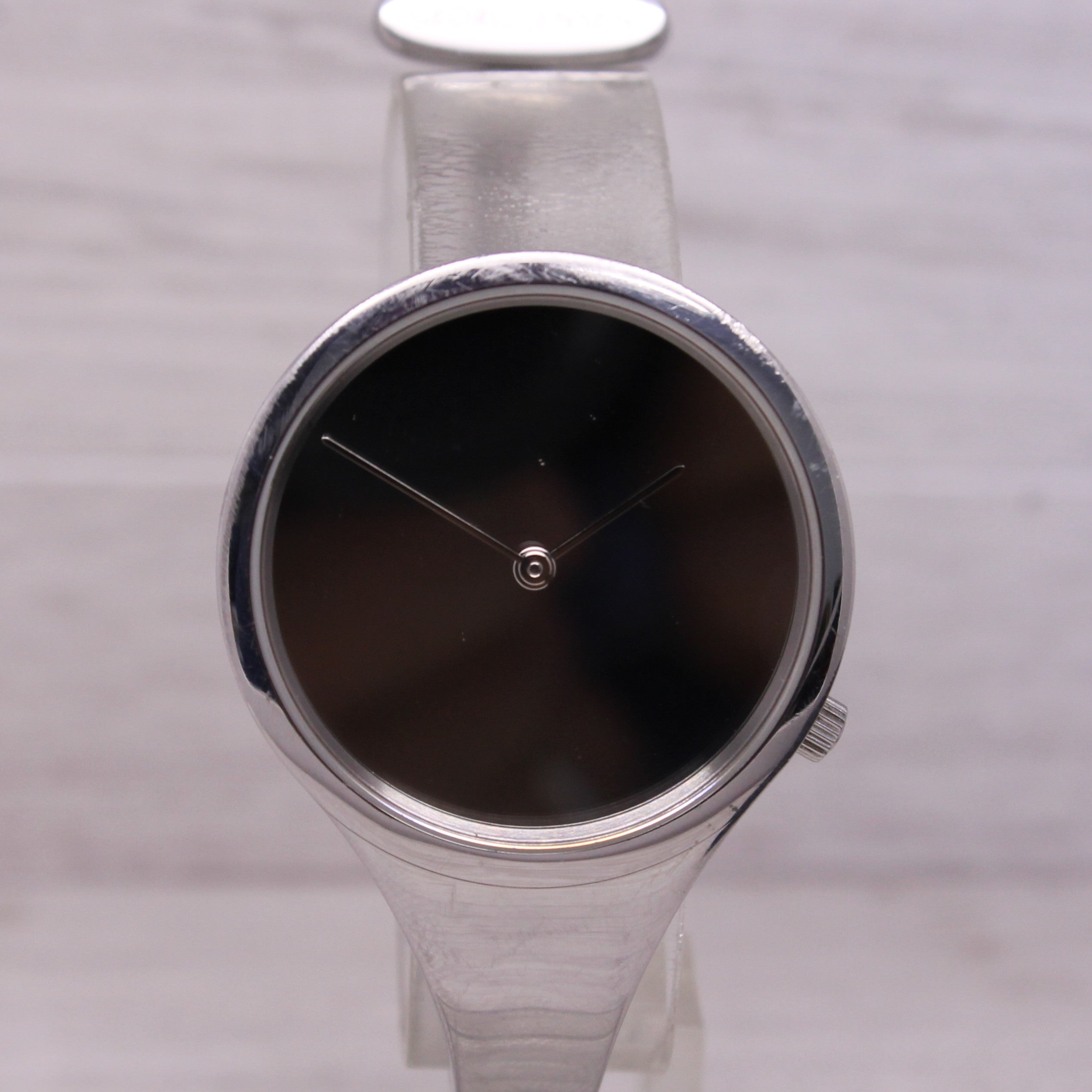 Georg Jensen Vivianna Torun 326 Ladies Watch 33mm Quartz Open Bangle M