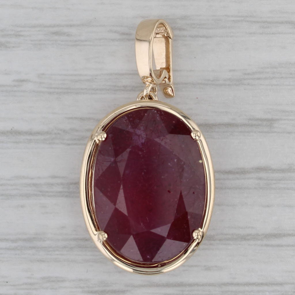 Gray 11.60ct Oval Solitaire Ruby Pendant 10k Yellow Gold