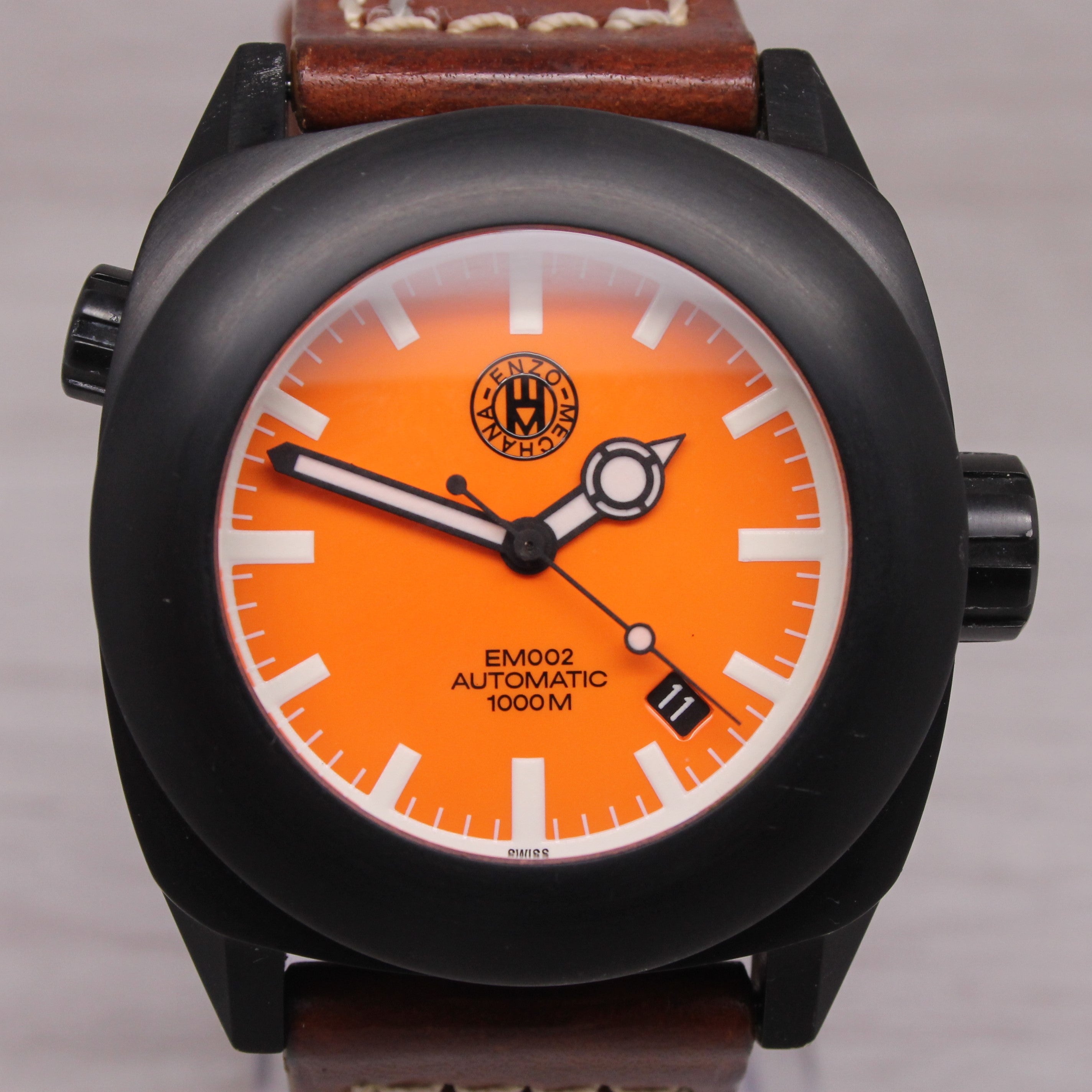 Dark Gray Enzo Mechana EM002 Mens 42mm Black PVD Steel Automatic Divers Watch Orange w Box