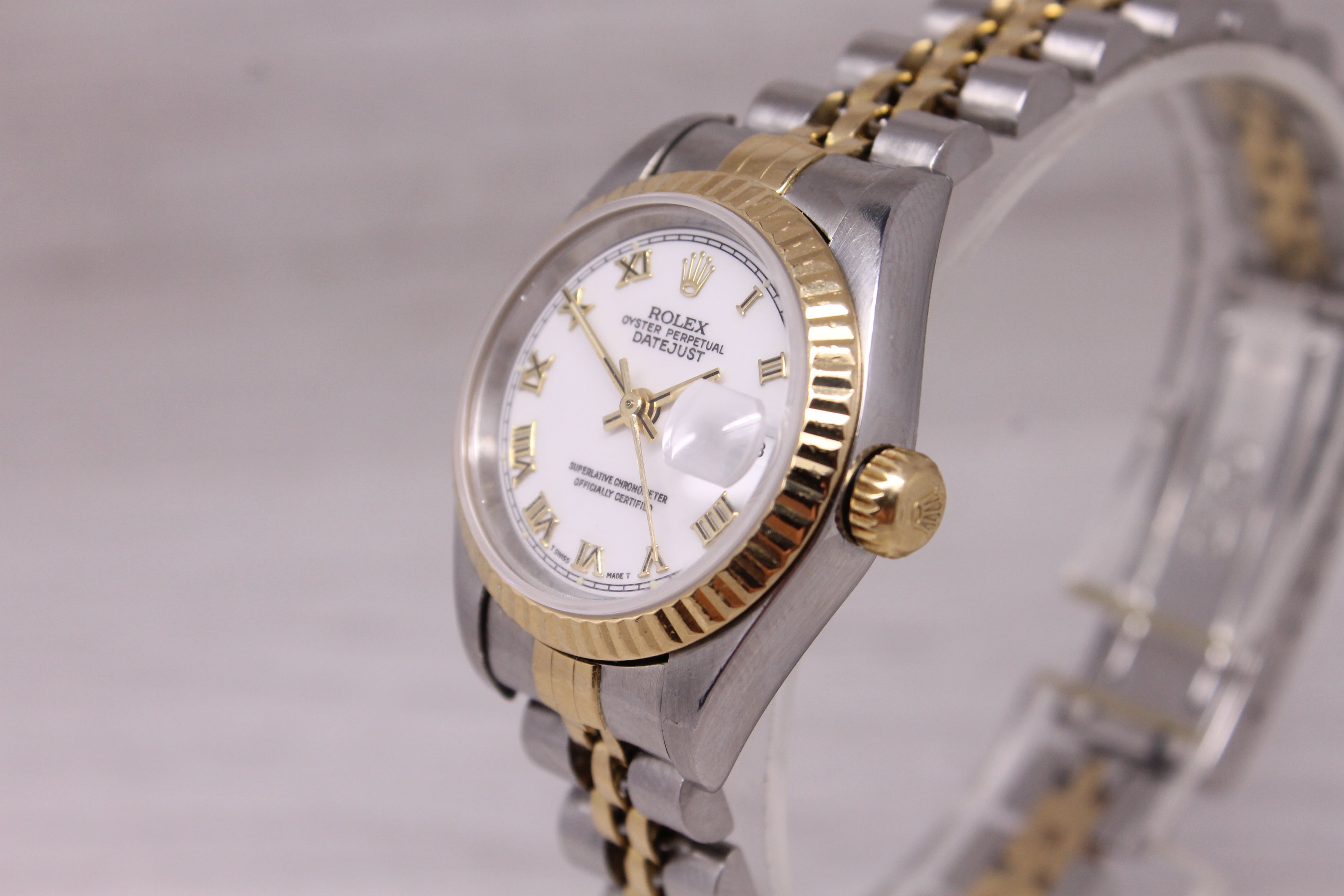 1996 Rolex Datejust Ladies 26mm Steel & 18k Automatic Watch Box & Papers