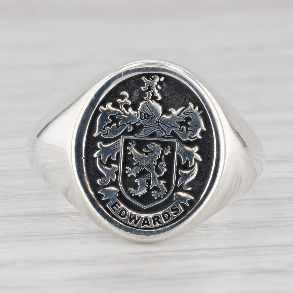 Light Gray Edwards Family Crest Coat of Arms Sterling Silver Signet Ring Size 7.25