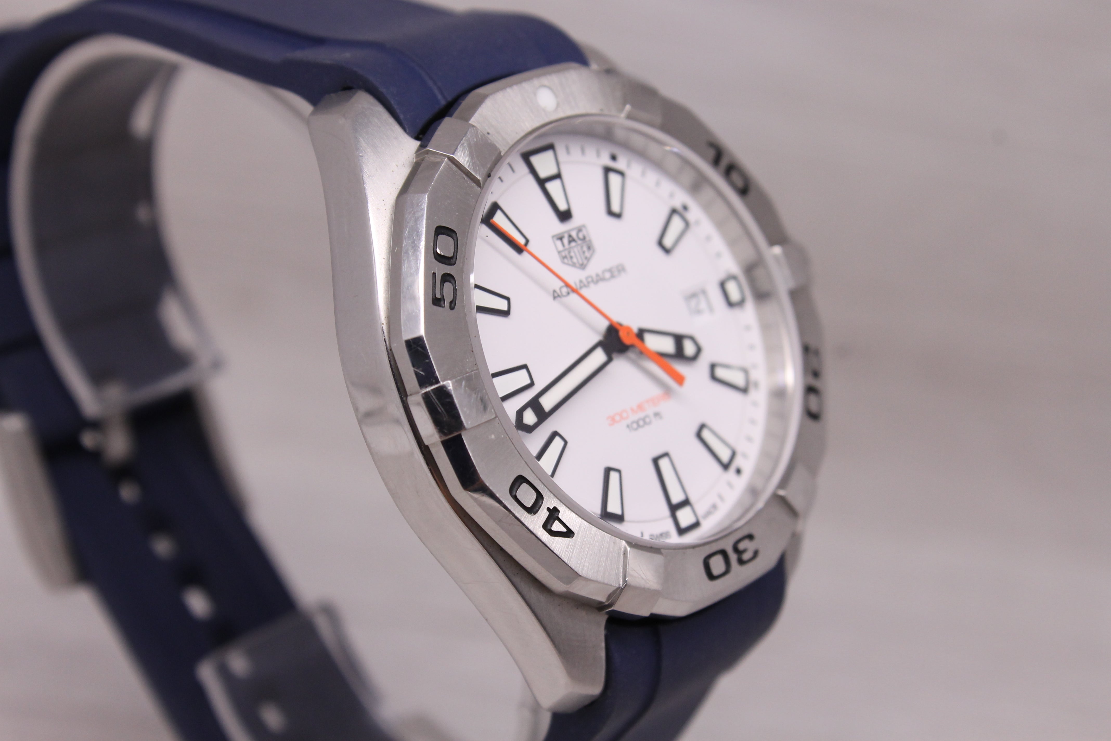 Tag Heuer Aquaracer WBD1111 41mm Steel Quartz Mens Divers Watch White Dial