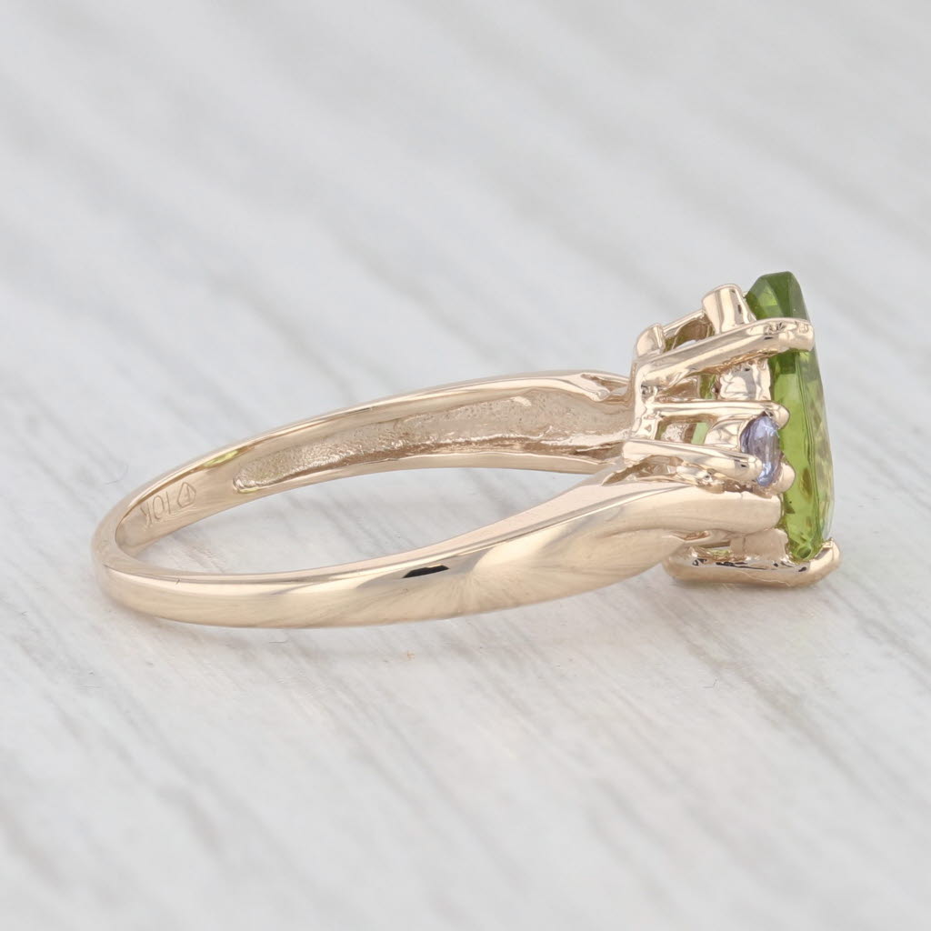 Light Gray 1.79ctw Pear Peridot Tanzanite Ring 10k Yellow Gold Size 6