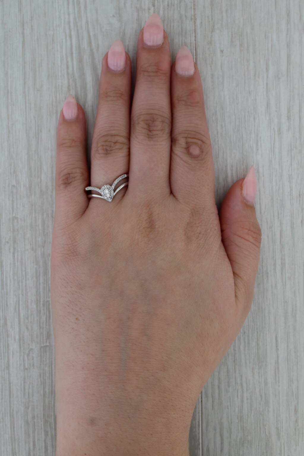 0.16ctw Diamond Halo Teardrop Contoured Ring 10k White Gold Size 8.75