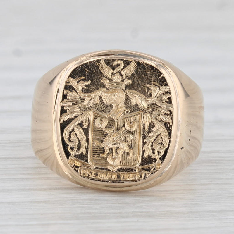 Light Gray Hand Engraved Coat of Arms Signet Ring 18k Gold Family Crest Esse Quam Videri