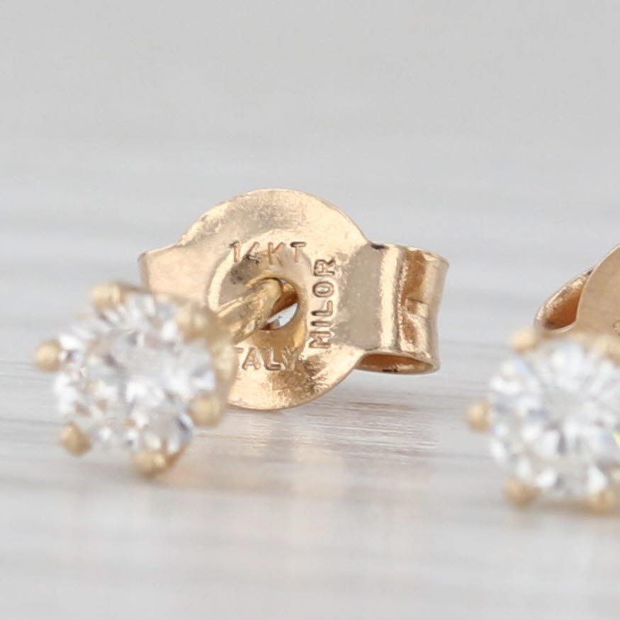 Light Gray 0.19ctw Diamond Round Solitaire Stud Earrings 14k Yellow Gold