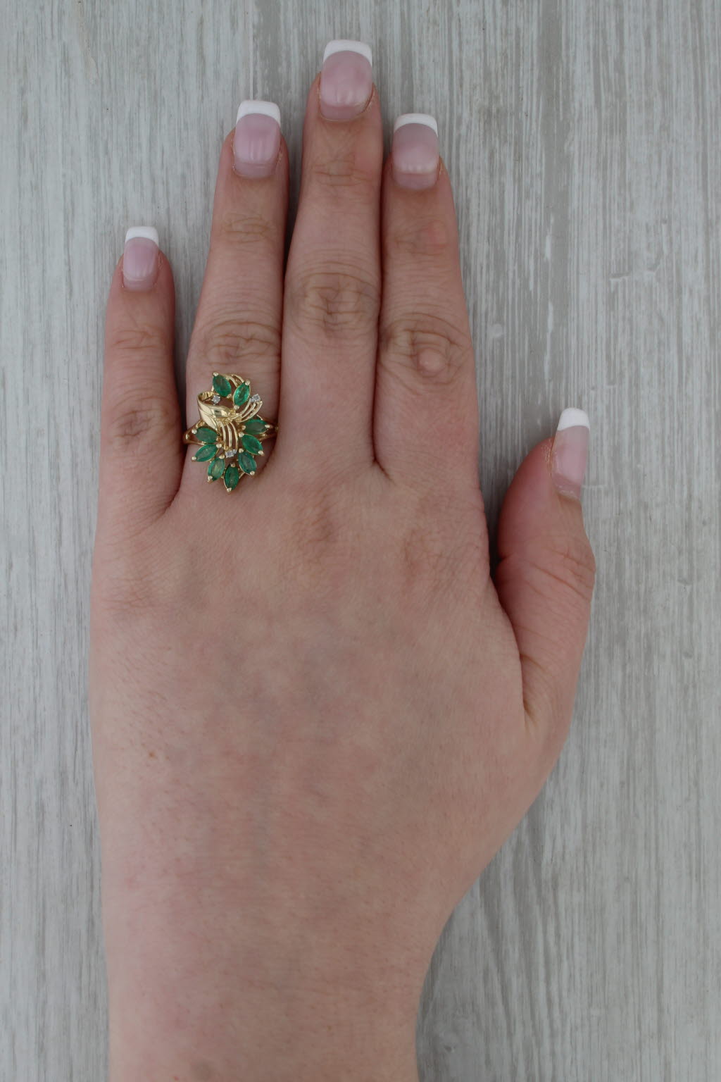 1.22ctw Emerald Diamond Flower Cluster Cocktail Ring 14k Yellow Gold Size 7.25