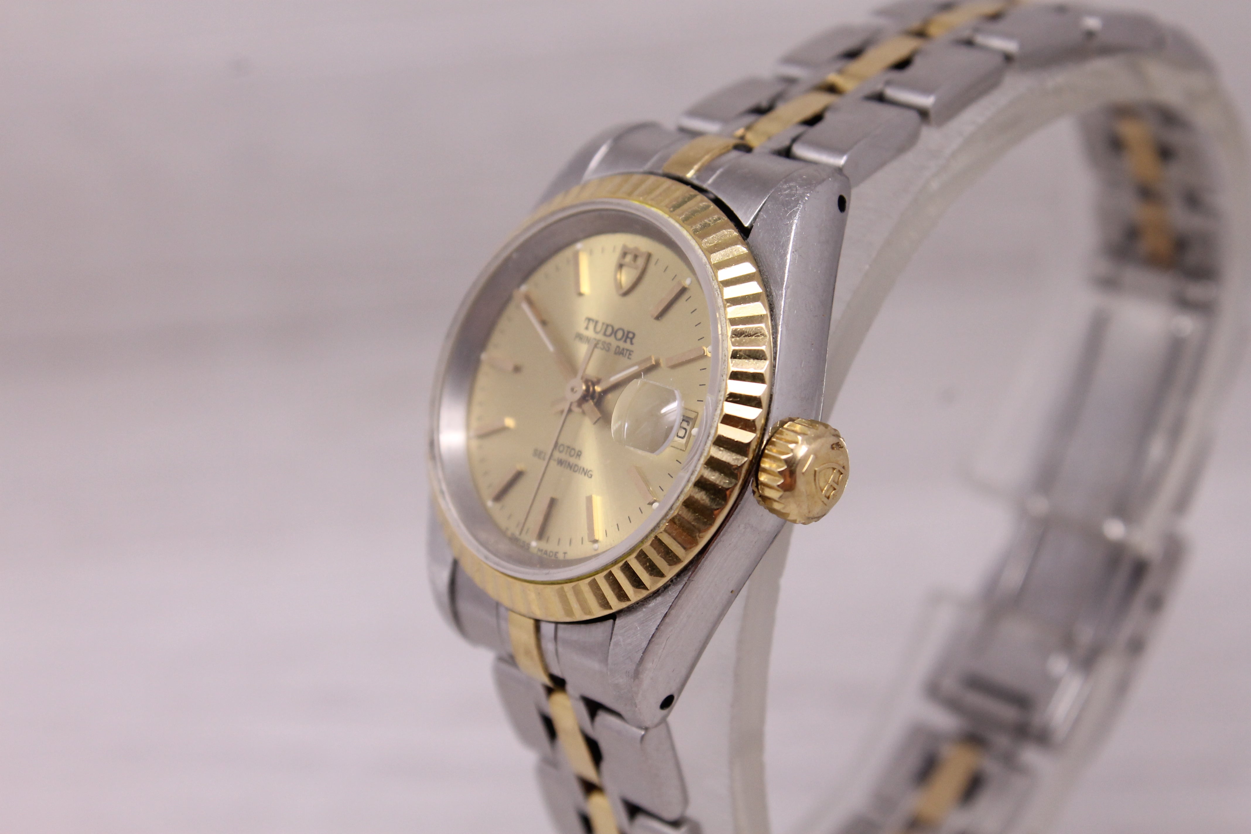 Tudor Princess Date Ladies 25mm Automatic Watch Fluted Bezel Swiss Date 92413