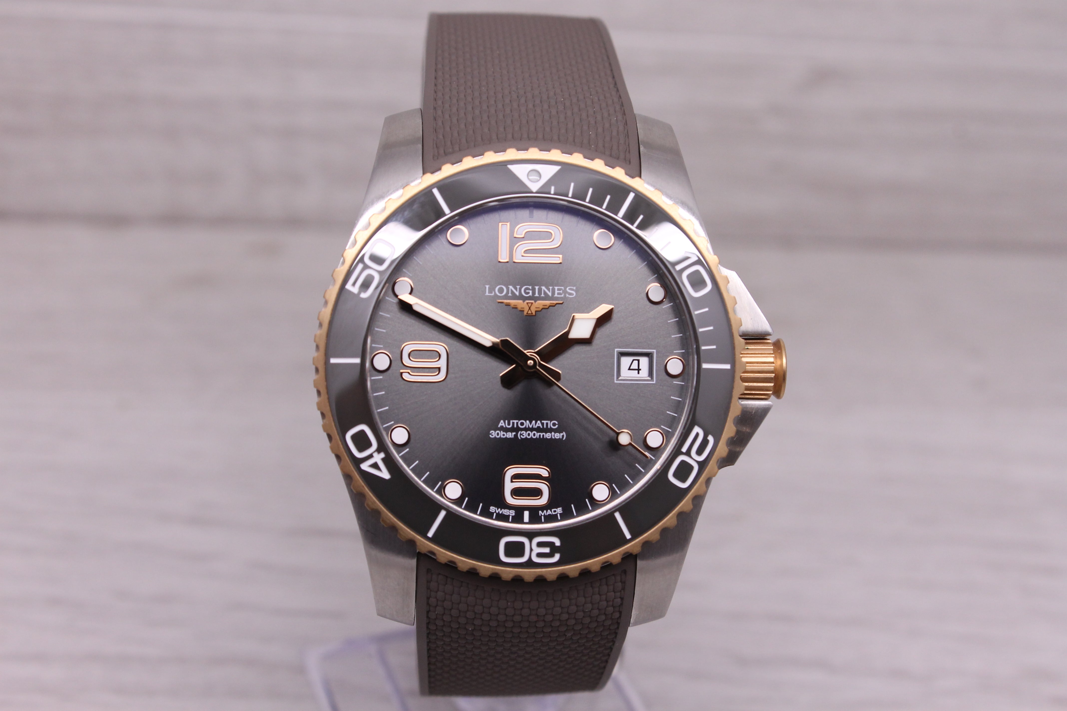 Dark Gray Longines Hydro Conquest Steel & Rose Mens 41mm Automatic Divers Watch L3.781.3