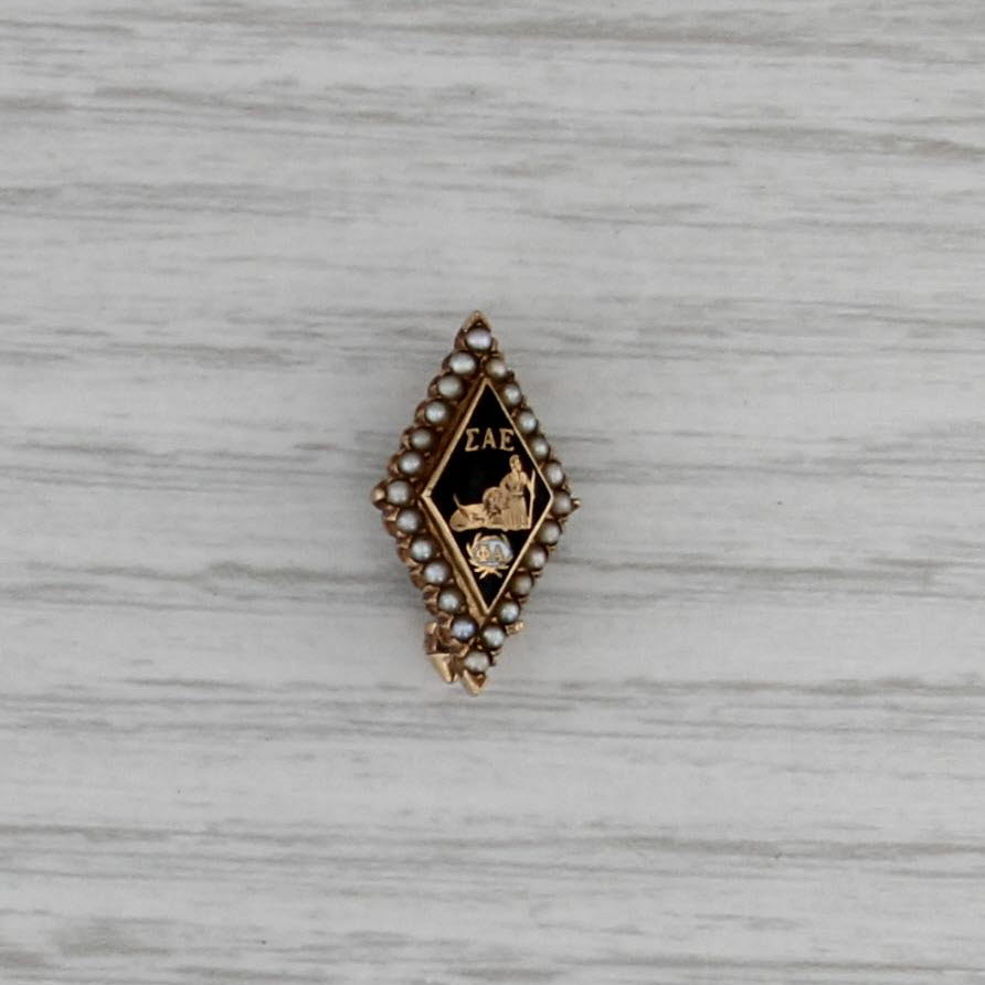 Vintage SAE Badge 14k Gold Pearl Black Enamel Sigma Alpha Epsilon Fraternity Pin