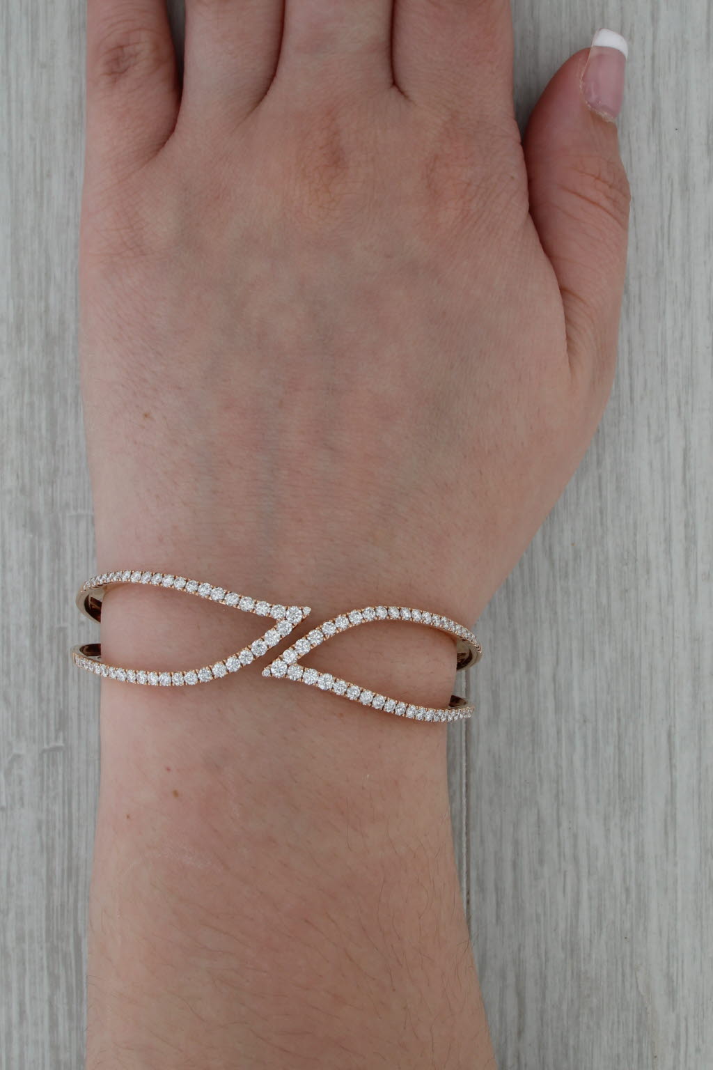 C Krypell 2.92ctw Diamond Double Leaf Hinged Cuff Bangle 18k Rose Gold 6.5"