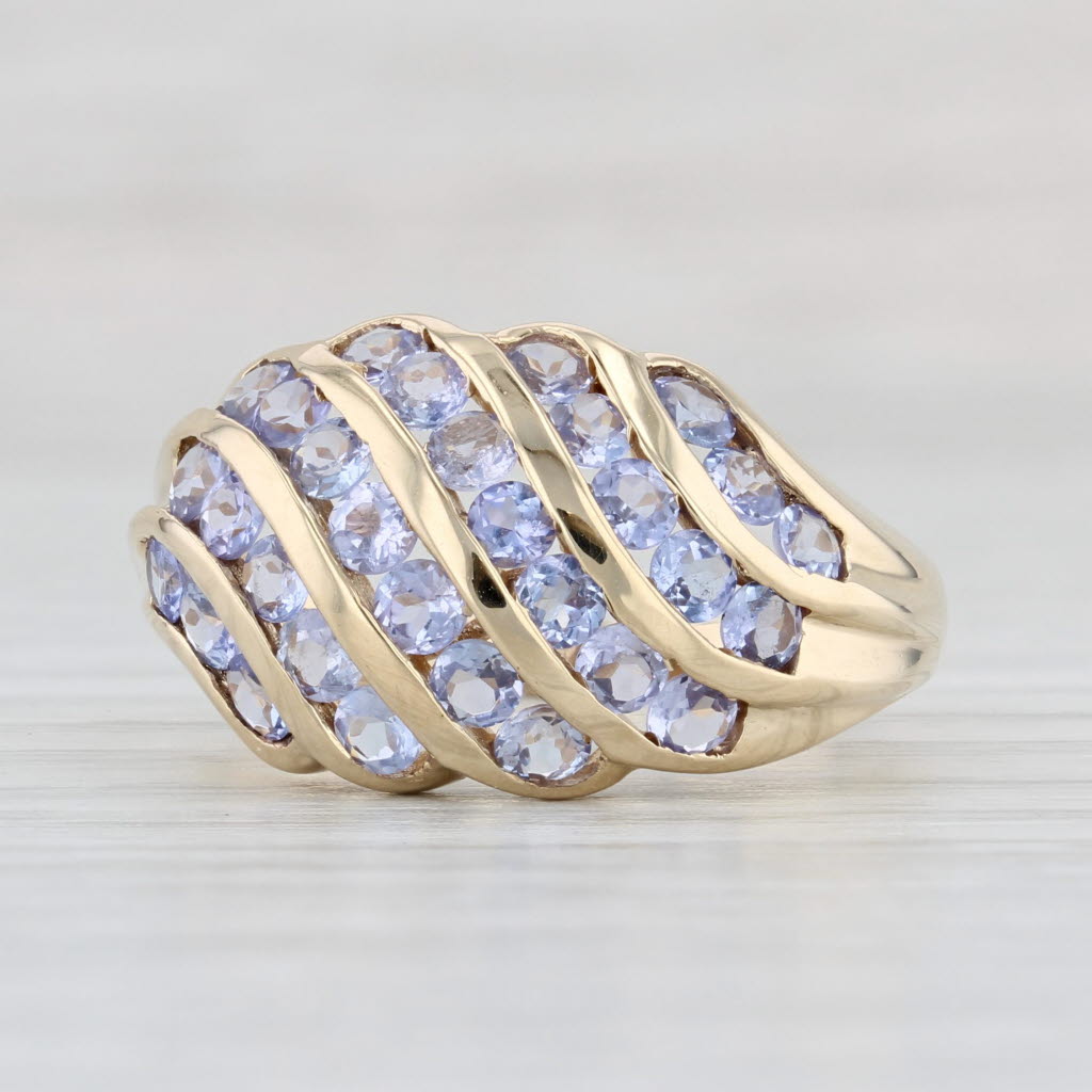 Light Gray 2.20ctw Tanzanite Scalloped Croissant Ring 10k Yellow Gold Size 8