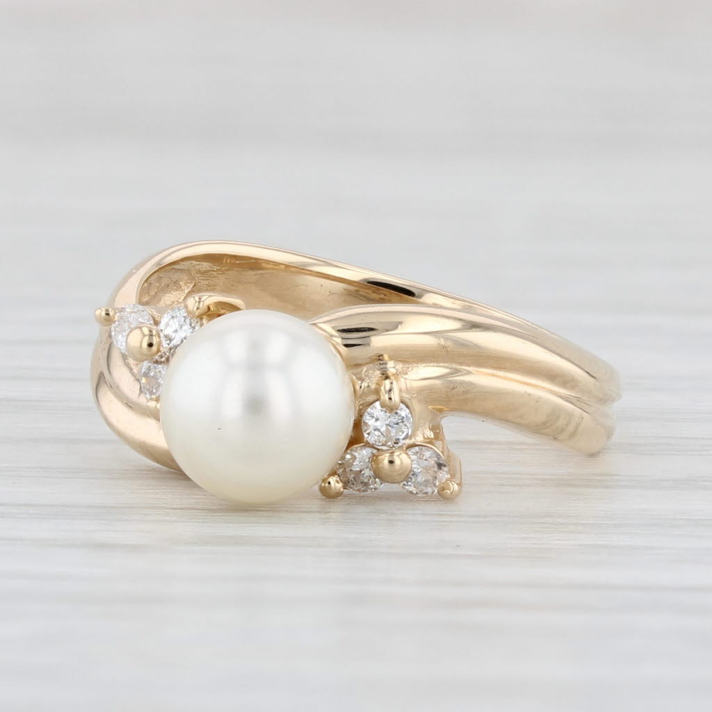 Light Gray Cultured Pearl 0.15ctw Diamond Bypass Ring 14k Yellow Gold Size 6.5