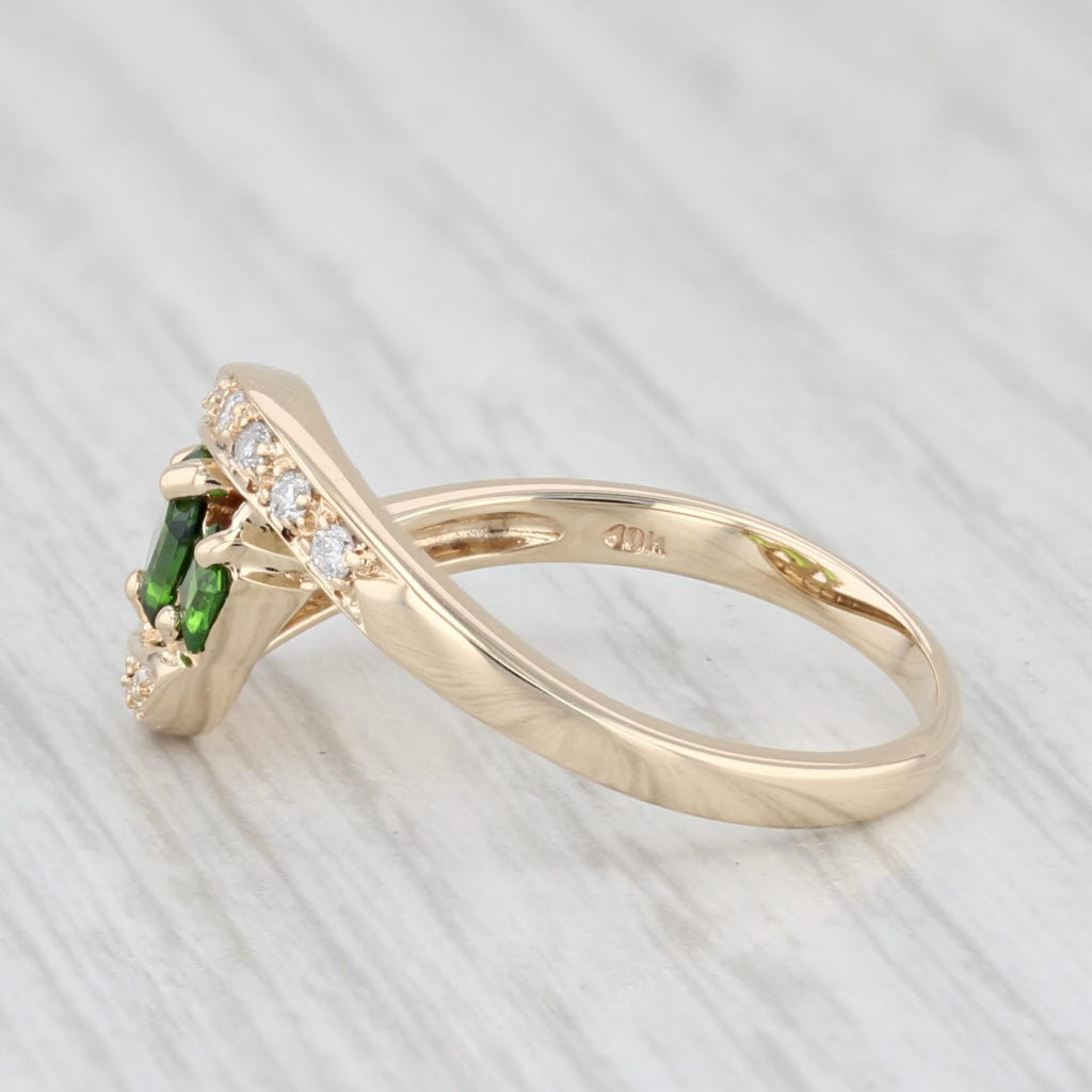 Light Gray 0.56ctw Green Tourmaline Diamond Bypass Ring 10k Yellow Gold Size 8