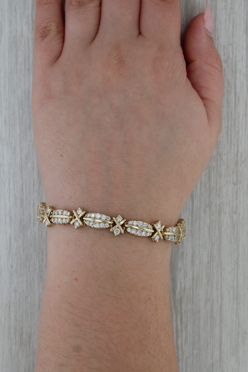 5.90ctw Diamond Tennis Bracelet 14k Yellow Gold 7" 9.8mm