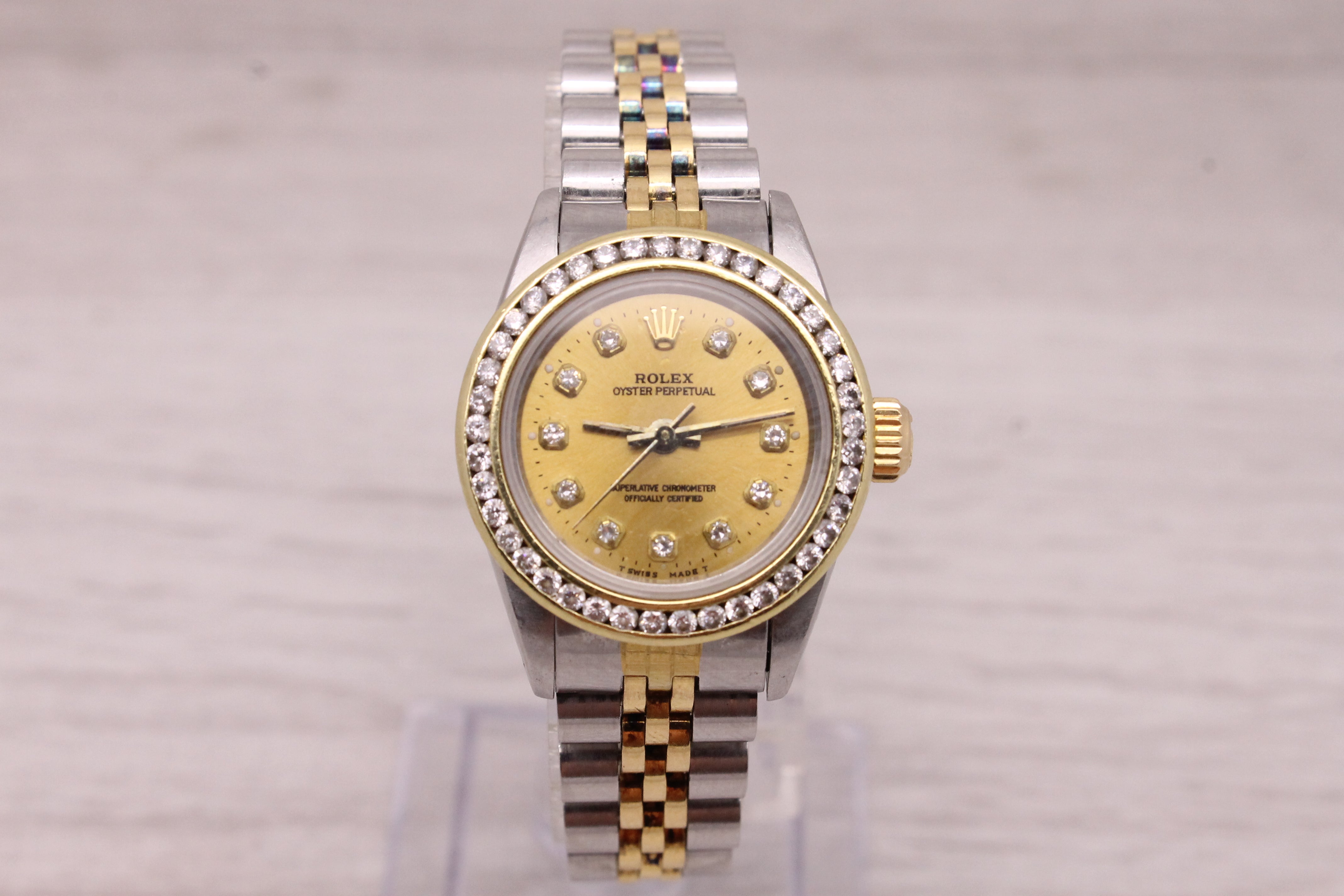 Vintage 1989 Rolex Oyster Perpetual Ladies 26mm Watch Custom Diamond Bezel Dial