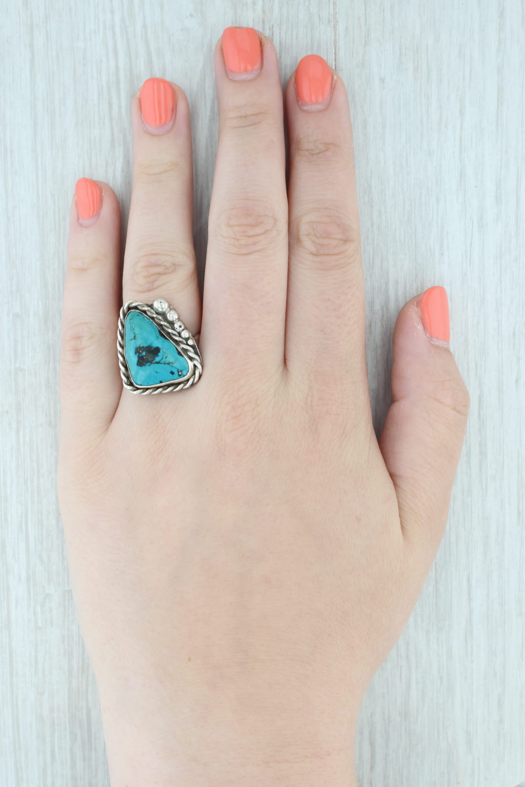 Light Gray Vintage Native American Turquoise Cabochon Ring Sterling Silver Signed Size 8