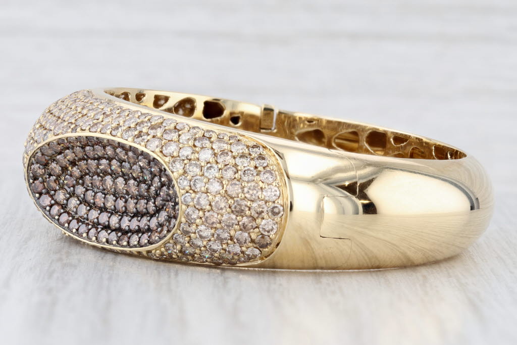 Light Gray Roberto Coin Capri Plus 15.21ctw Pave Champagne Diamond Bangle Bracelet 18k Gold