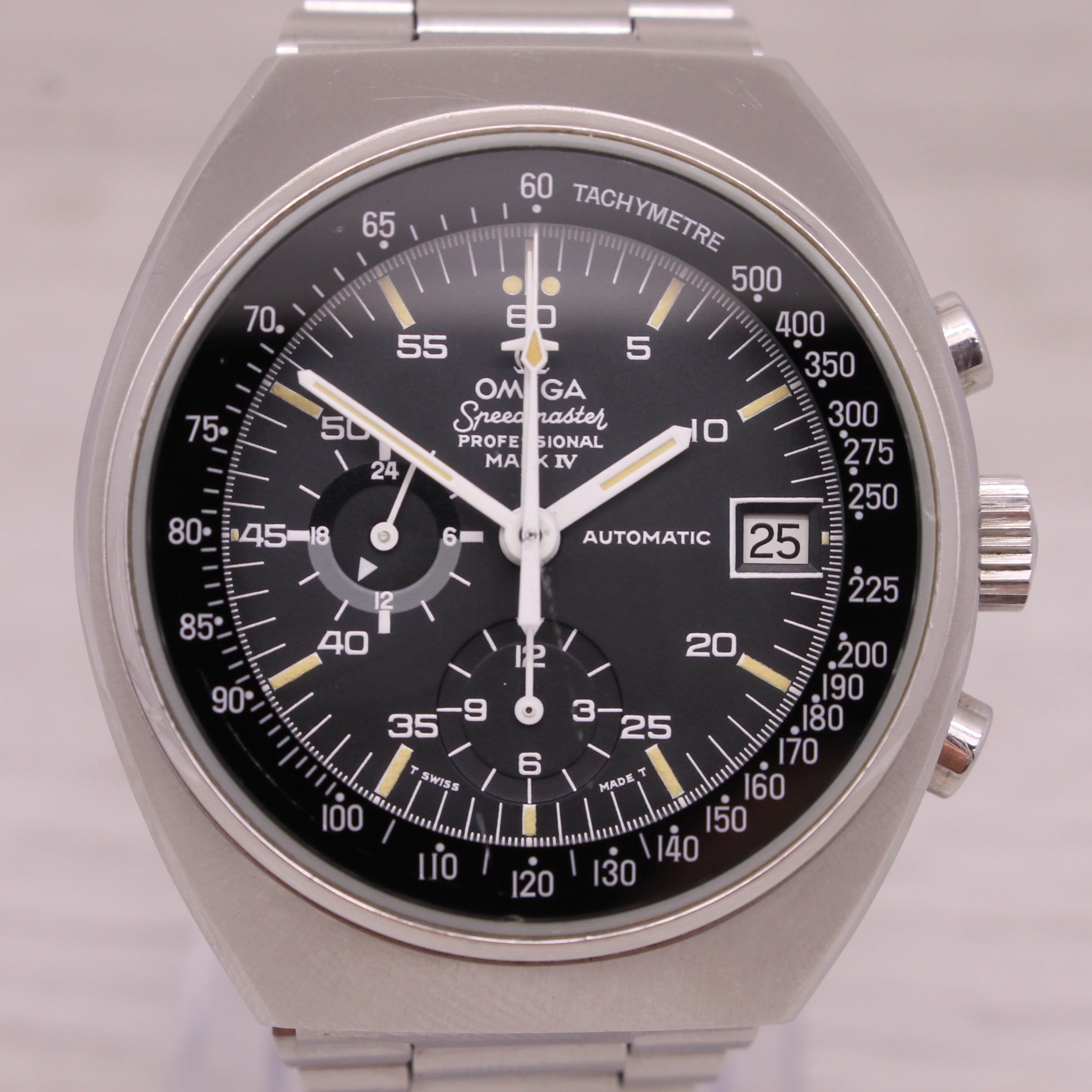 Dark Gray Vintage c.1973 Omega Speedmaster Mark IV Automatic Chronograph Watch ORIGINAL