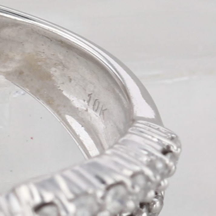 0.94ctw Diamond Crossover Ring 10k White Gold Size 7