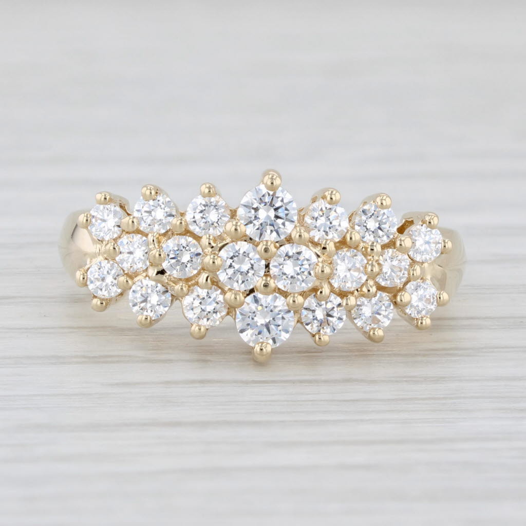 Light Gray 1.10ctw Cubic Zirconia Cluster Ring 14k Yellow Gold Size 8