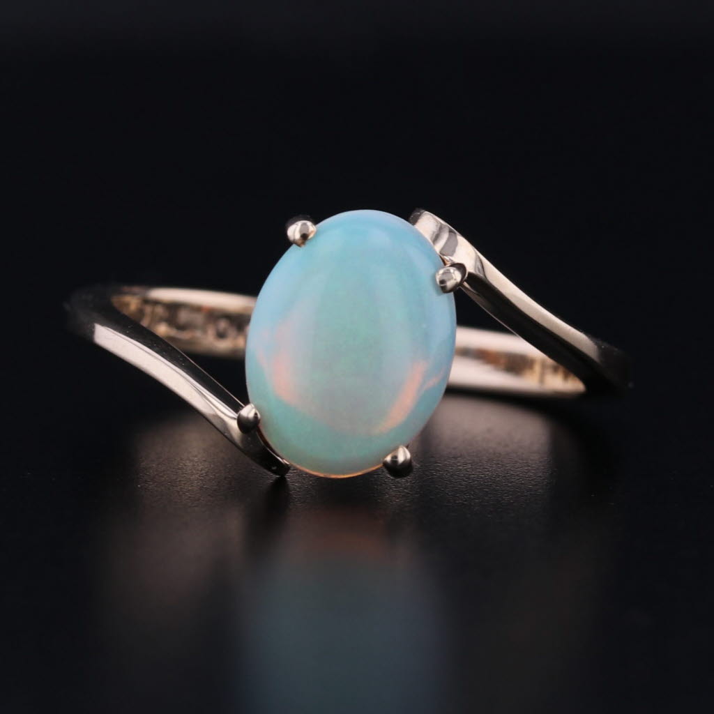 Oval Cabochon Opal Solitaire Bypass Ring 10k Yellow Gold Size 6.5