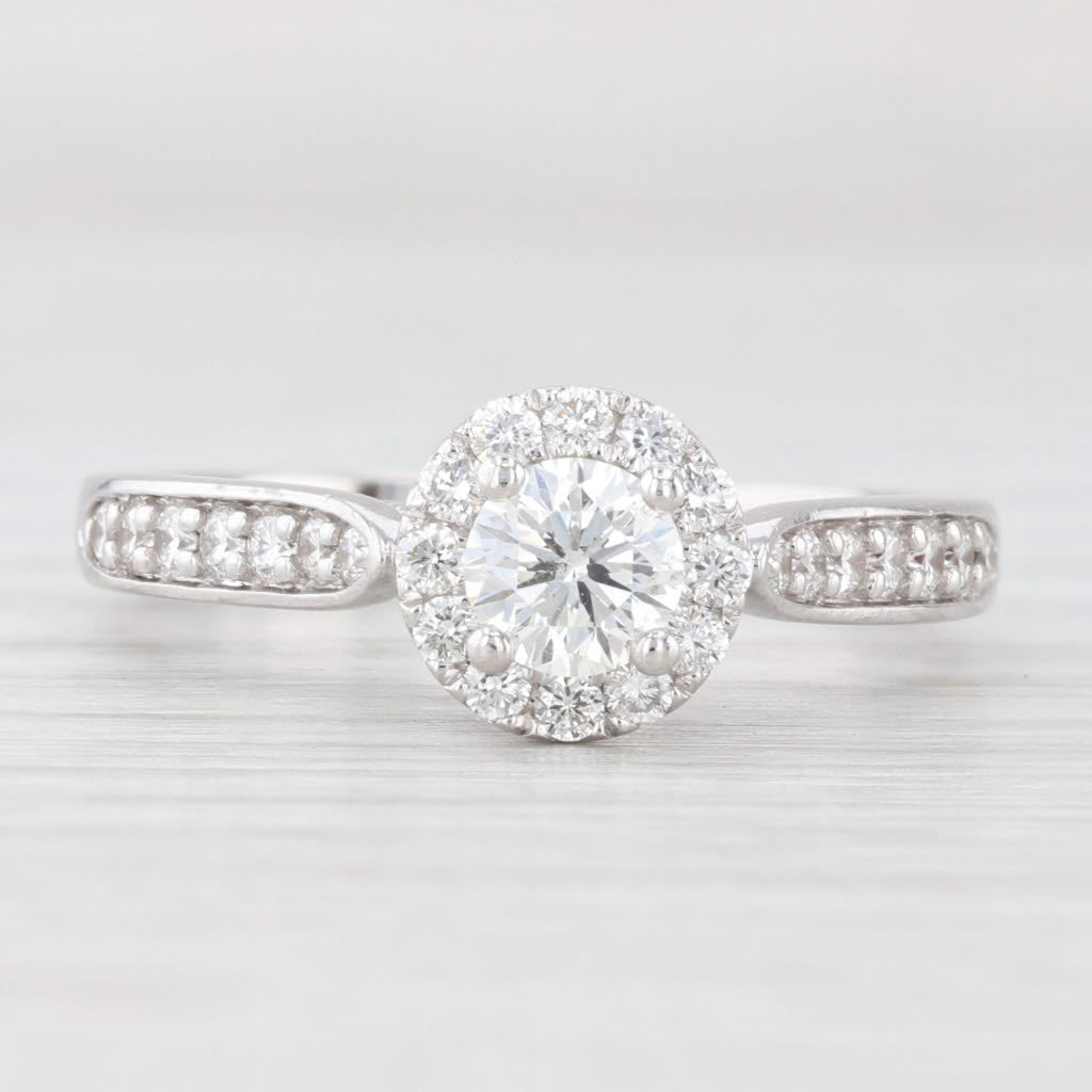 Light Gray Leo 0.81ctw Diamond Halo Engagement Ring 14k White Gold Size 7.25 GSI COA