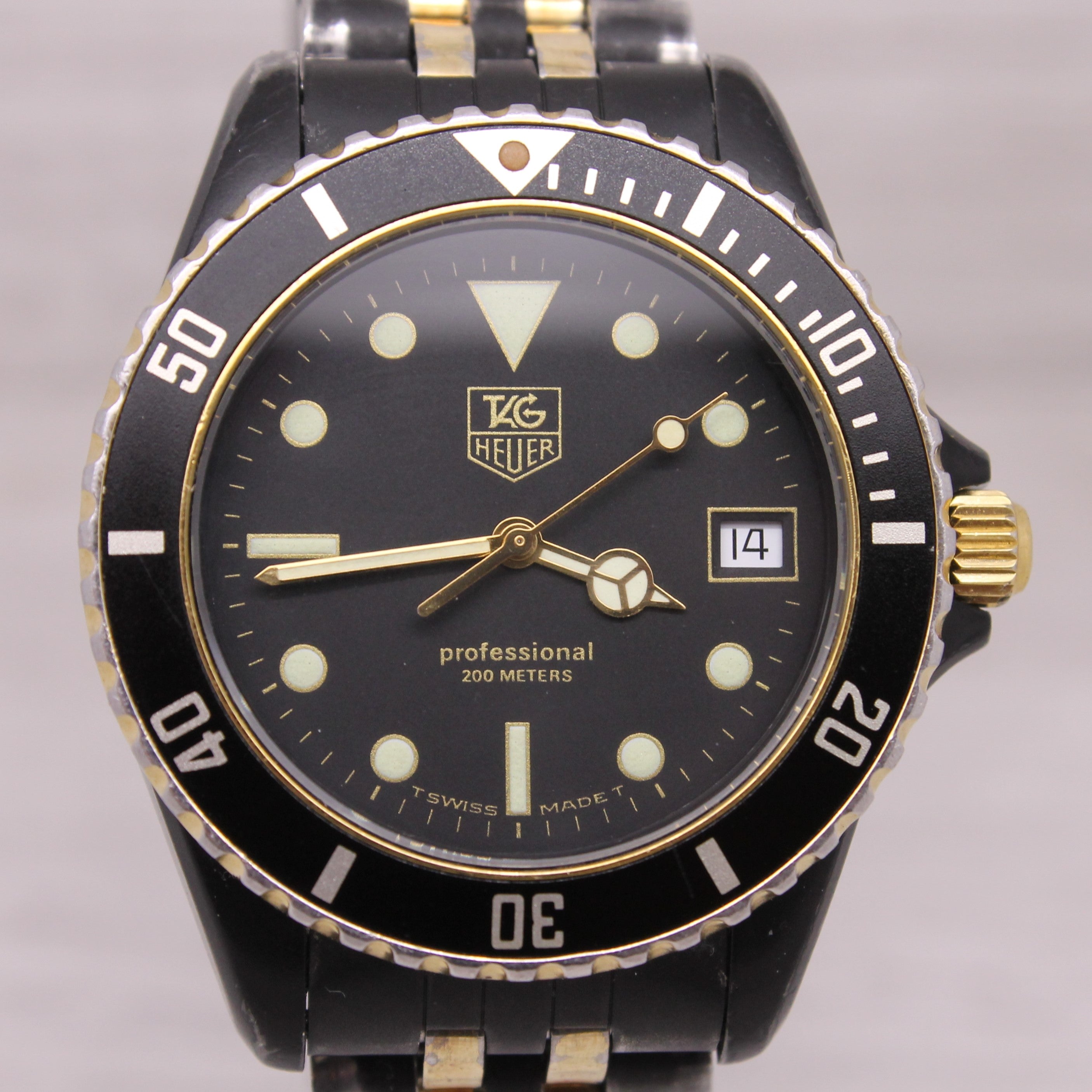 Gray Vintage 1980's Tag Heuer Pro Mens 37mm Black PVD Quartz Divers Watch 980.029B