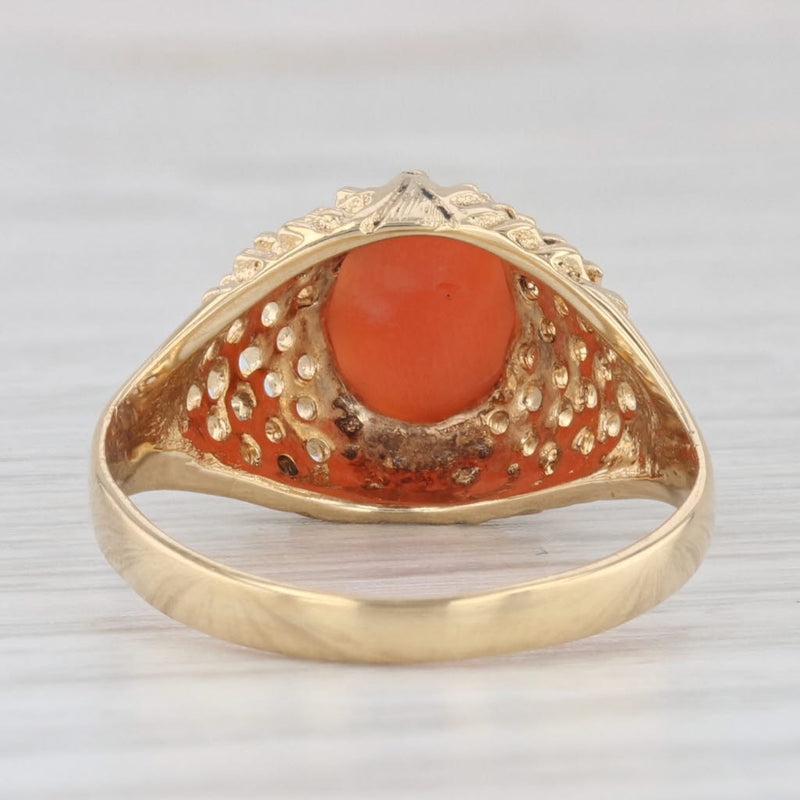 Vintage Coral Ring 18k Yellow Gold Oval Cabochon Solitaire Size 6.75