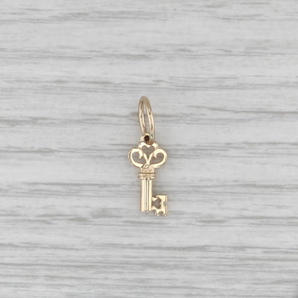 Skeleton Key Charm 14k Yellow Gold Small Pendant