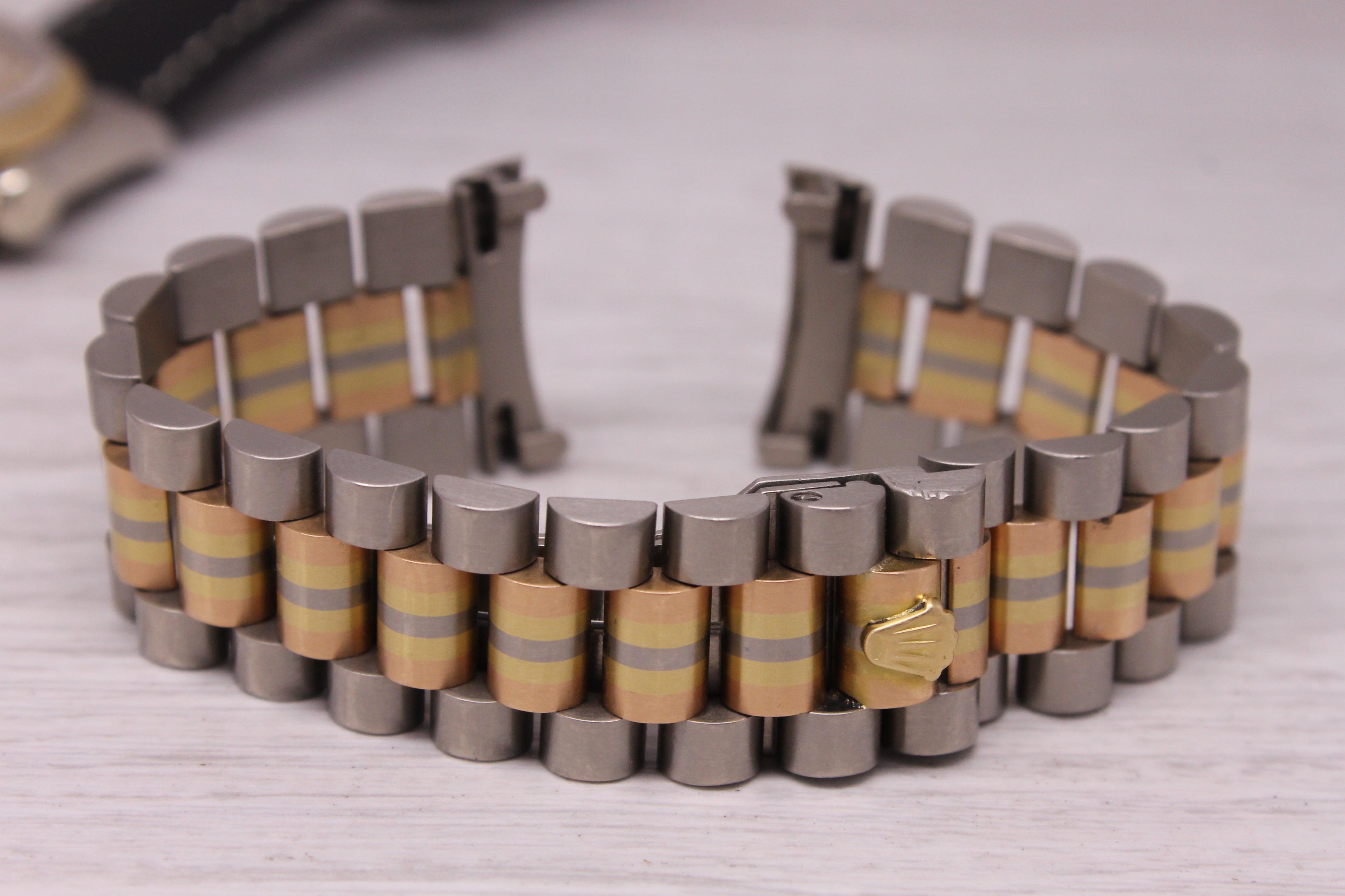 Vintage 1990 Rolex Day Date Tridor 18239B 18k Gold Automatic Watch w Bracelet