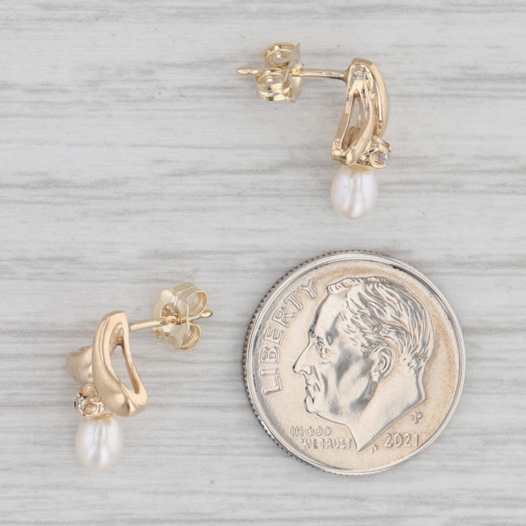 Light Gray Cultured Pearl Stud Earrings 10k Yellow Gold