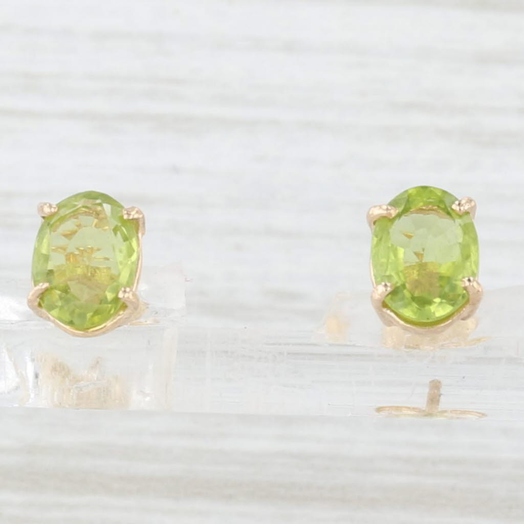 Lavender 1.50ctw Oval Solitaire Peridot Stud Earrings 14k Yellow Gold
