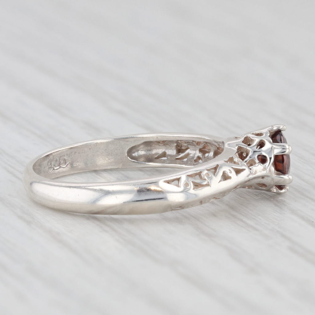 Light Gray 0.75ct Red Zircon Round Solitaire Ring Sterling Silver Sz 6.25 Stackable Ornate