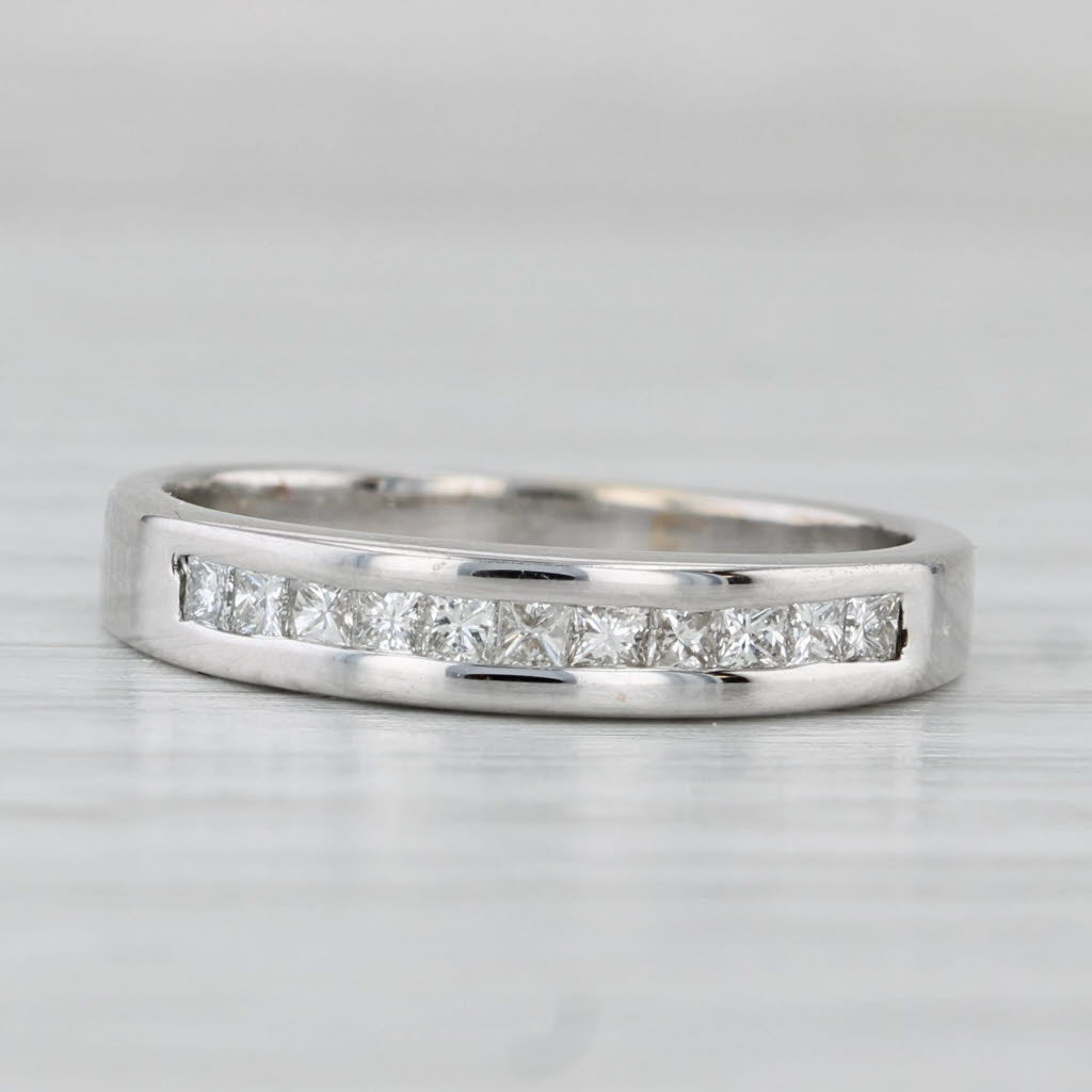 Light Gray 0.33ctw Diamond Channel Set Wedding Band 18k White Gold Size 5.25 Ring Stackable