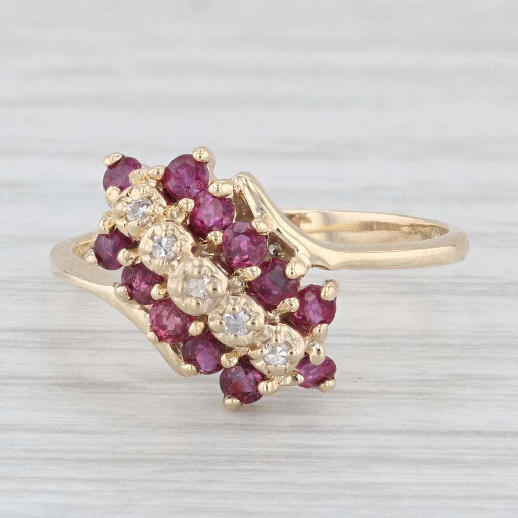 Light Gray 0.62ctw Ruby Diamond Cluster Ring 10k Yellow Gold Size 7.5 Bypass