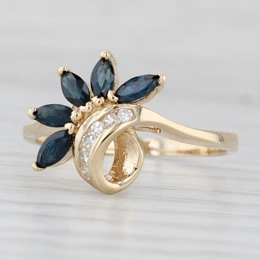 Light Gray 0.56ctw Blue Sapphire Diamond Flower Ring 14k Yellow Gold Size 8