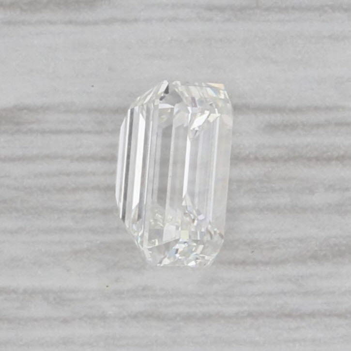 Gray Loose Diamond Solitaire 2.02ct Emerald Cut IGI VS1 H