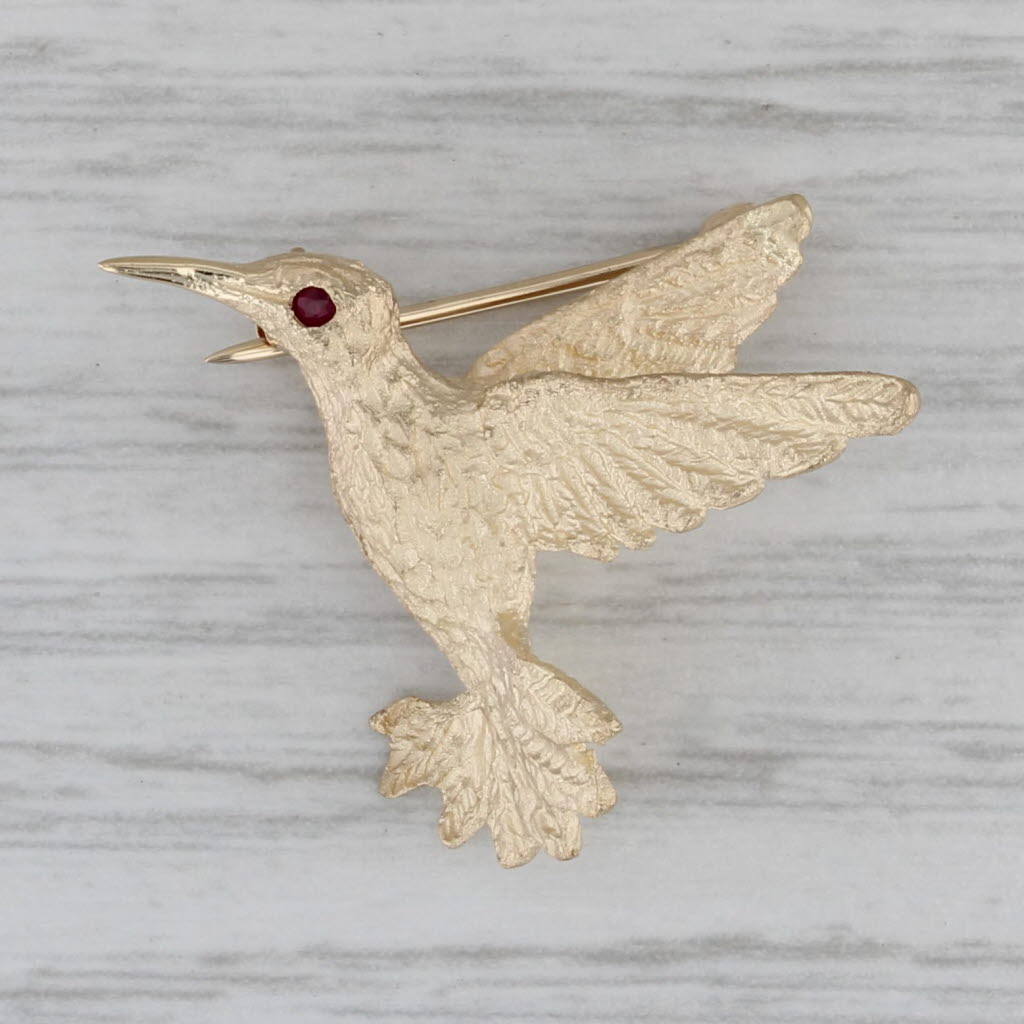 Gray Hummingbird Pin 14k Yellow Gold Ruby Eye Detailed Bird Jewelry