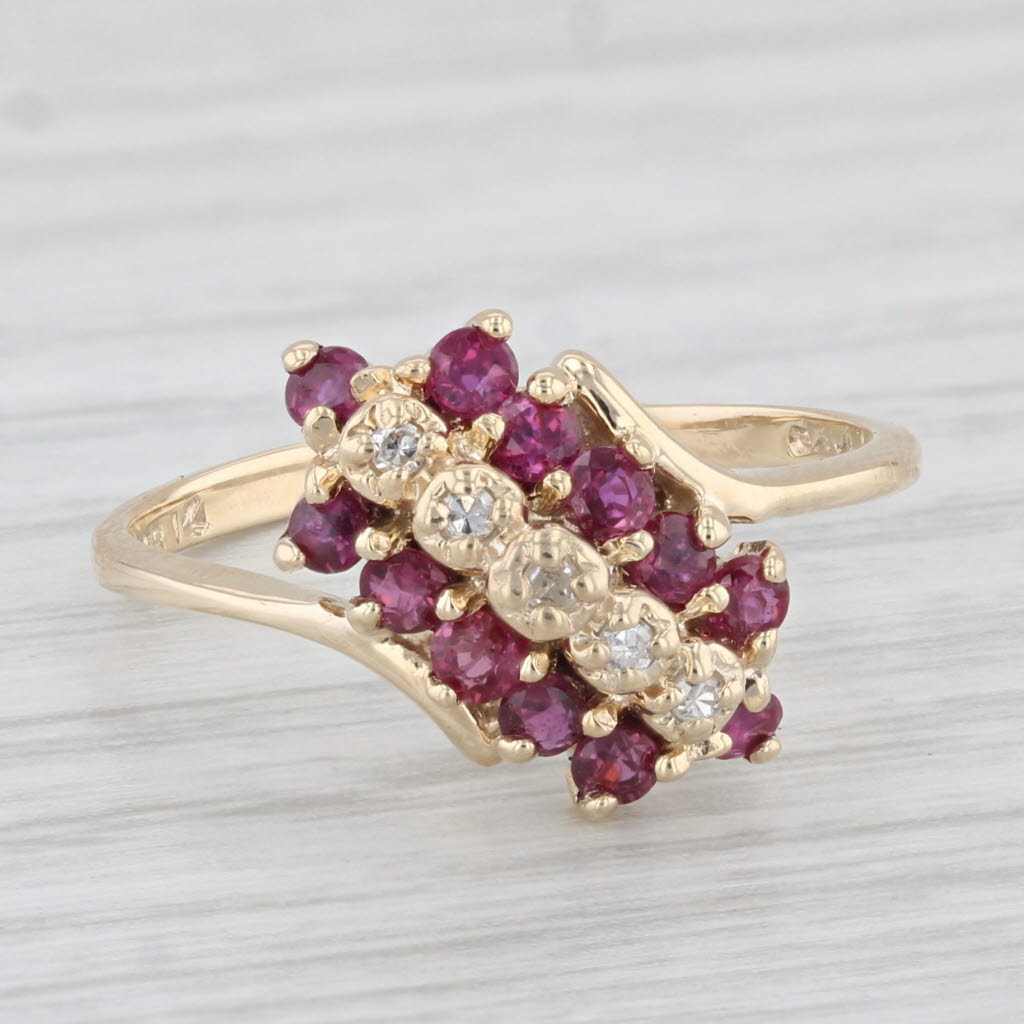 Light Gray 0.62ctw Ruby Diamond Cluster Ring 10k Yellow Gold Size 7.5 Bypass