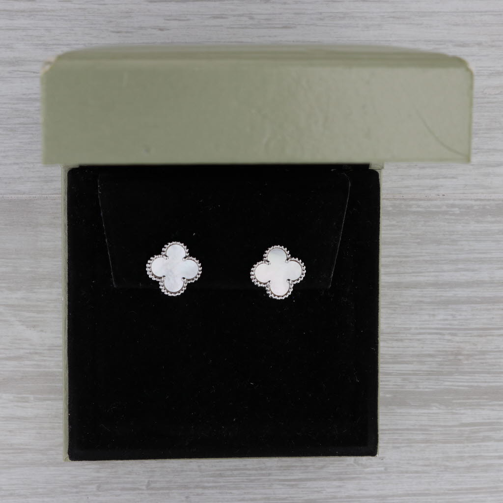 Cleef & deals Arpels four-leaf clover van ear studs Necklaces