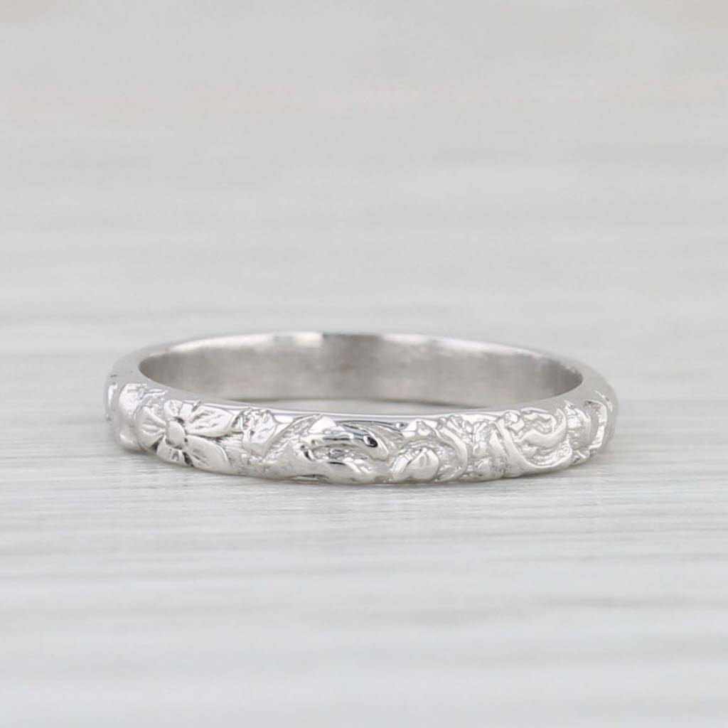 Light Gray Vintage Floral Pattern Baby Ring 10k White Gold Small Size Band