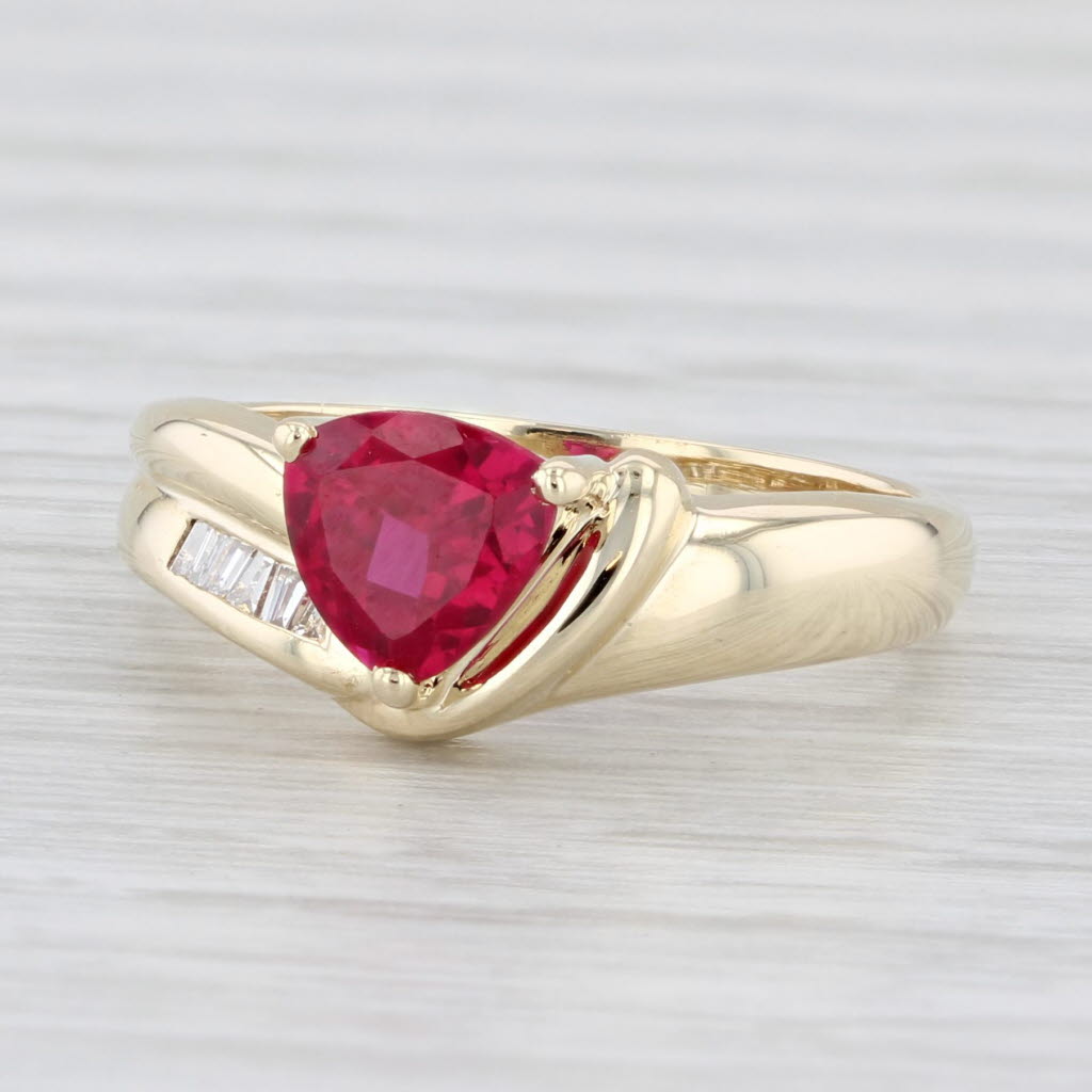 Light Gray 0.92ctw Lab Created Ruby Diamond Ring 10k Yellow Gold Size 5