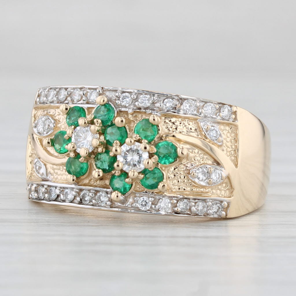 Light Gray 1.35ctw Emerald Diamond Flower Ring 14k Yellow Gold Size 8.25