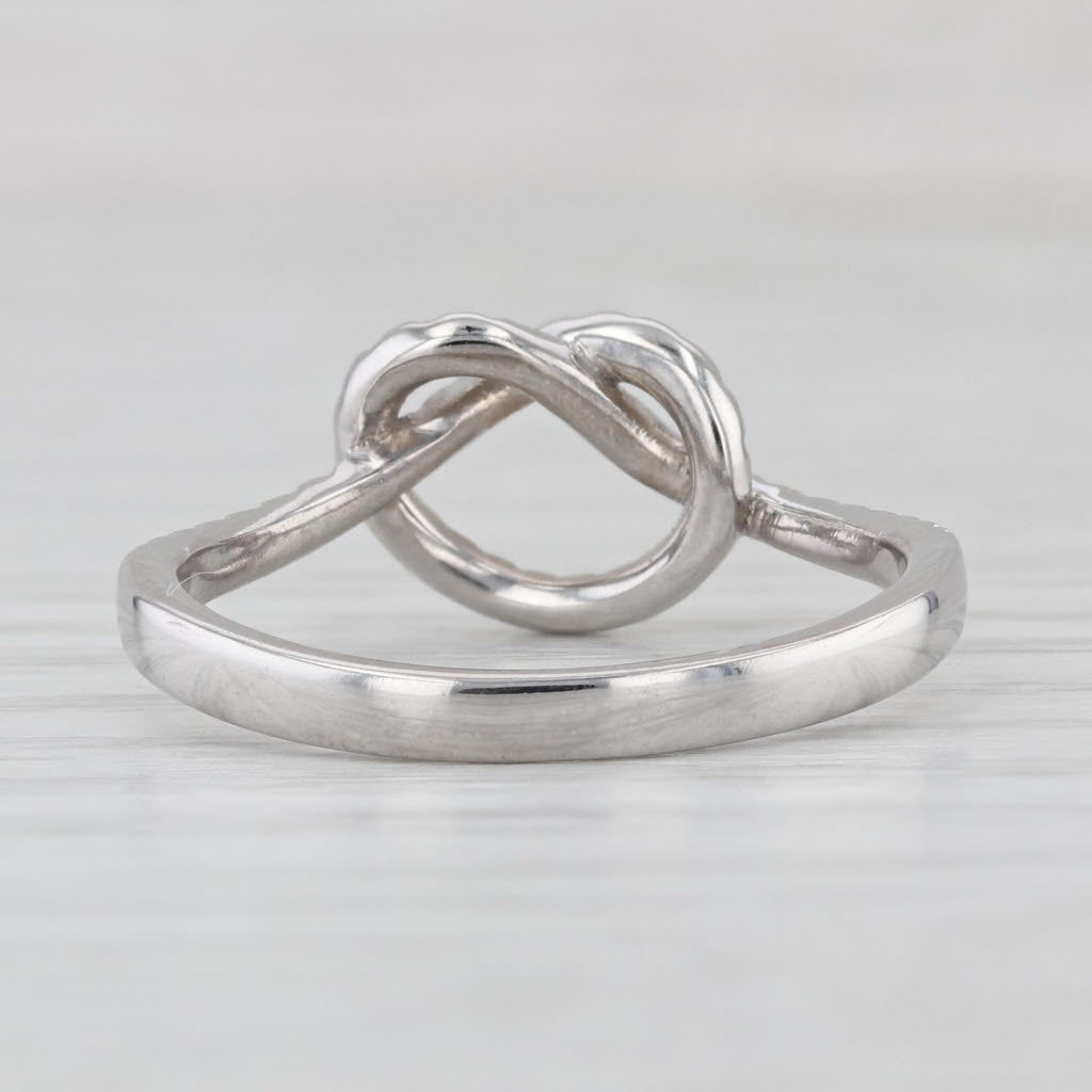 0.25ctw Diamond Preztle Knot Ring 10k White Gold Size 7.5