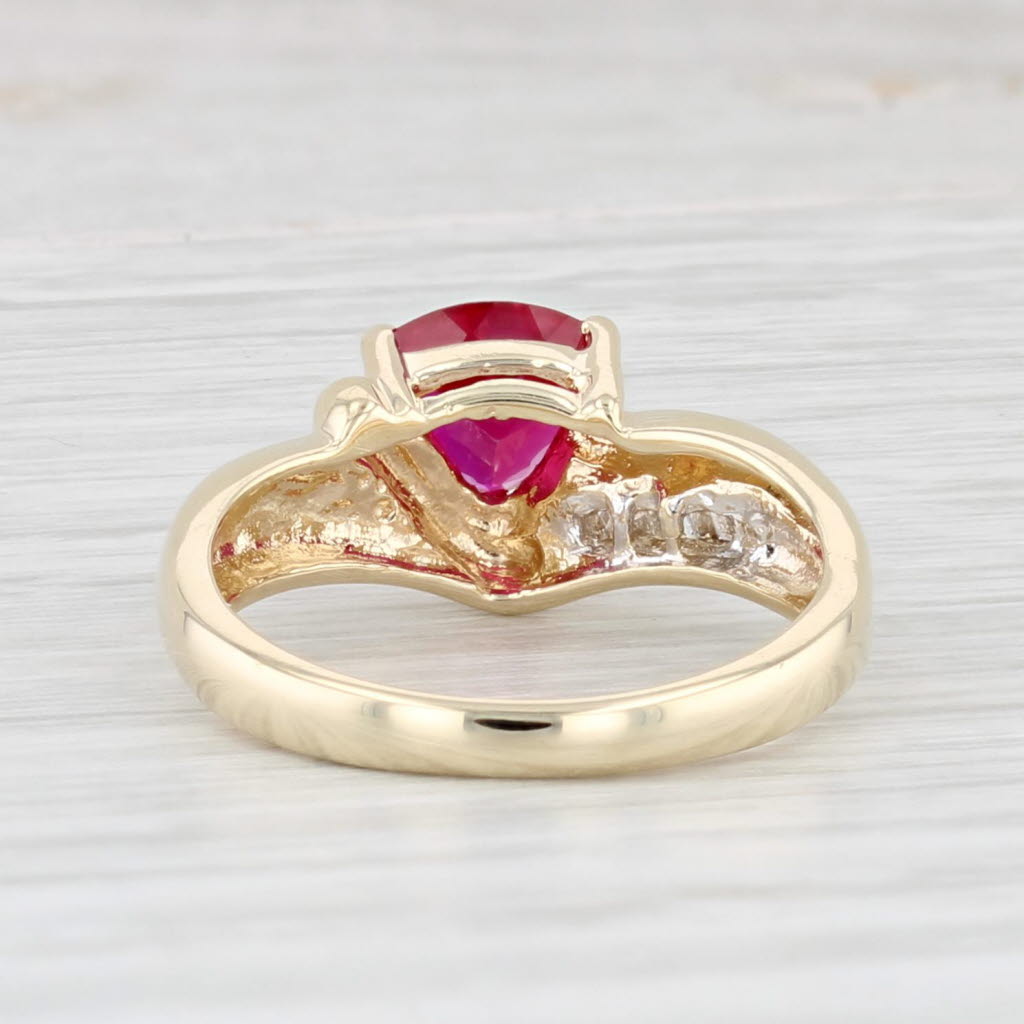 Light Gray 0.92ctw Lab Created Ruby Diamond Ring 10k Yellow Gold Size 5